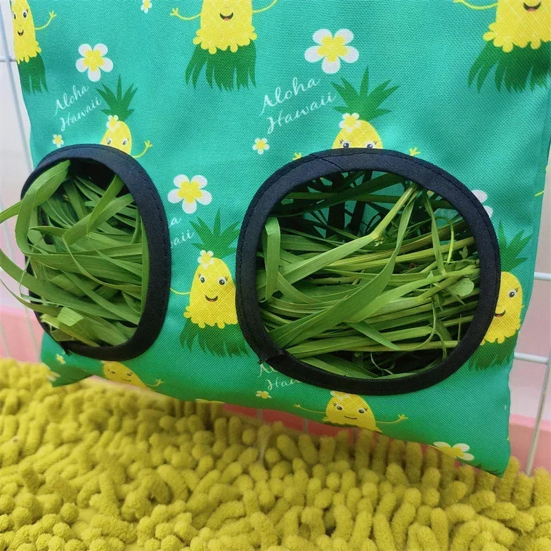 Mess-Free Hay Feeder Bag